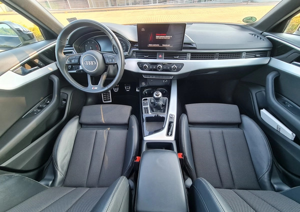 Audi A4 cena 97900 przebieg: 163000, rok produkcji 2020 z Sanok małe 497